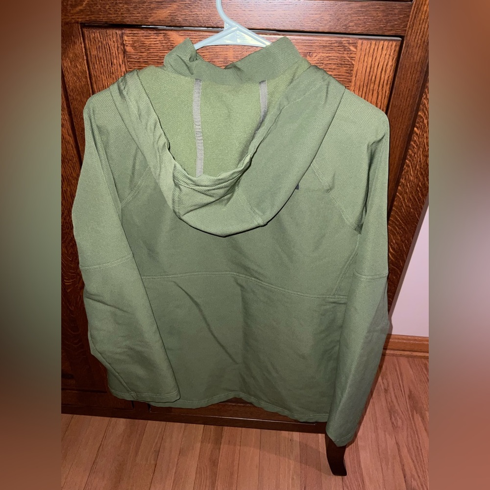North face pullover - Picture 3 of 3